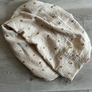 Mushie Muslin Rainbow Crib Sheet